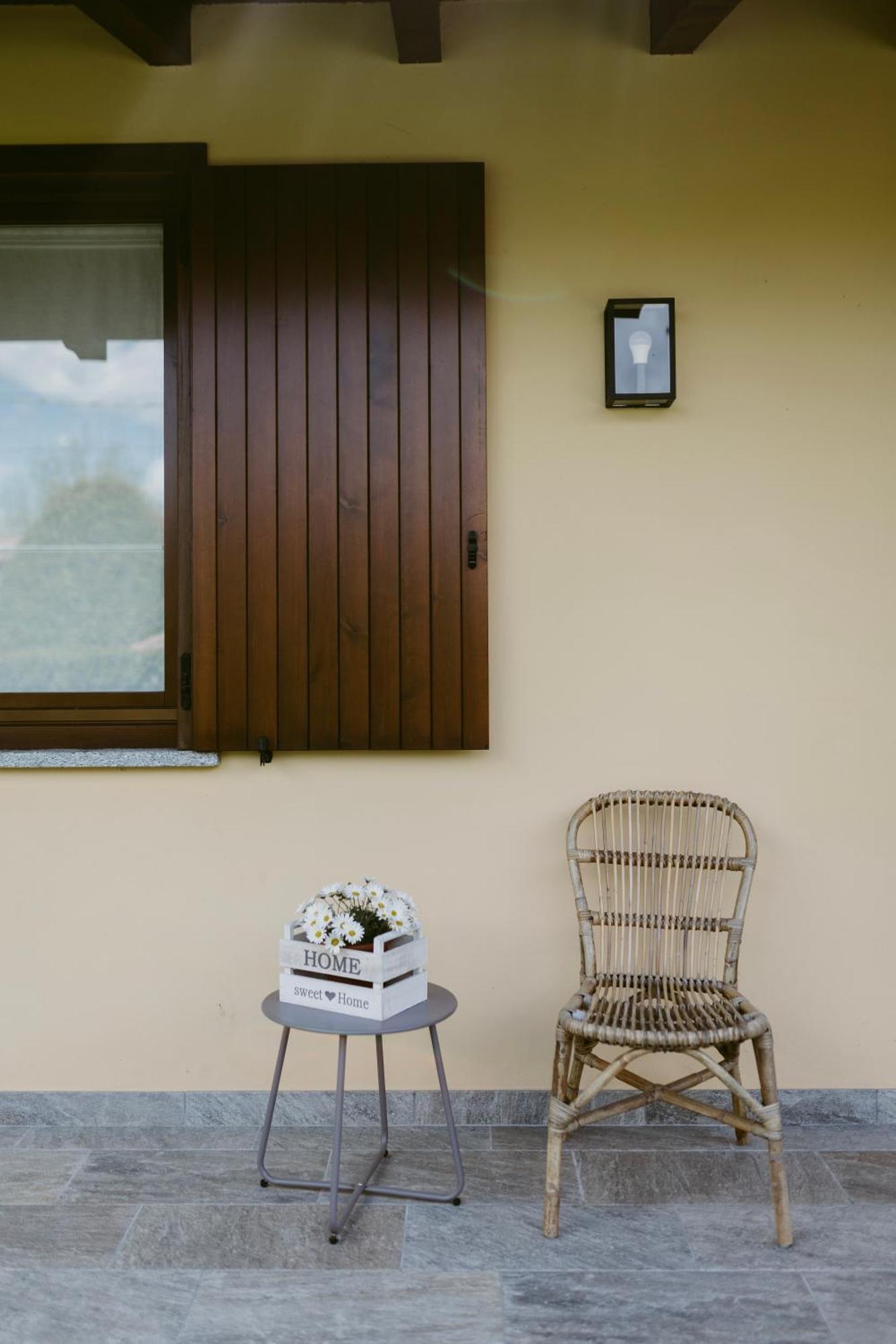 La Casetta Malpensa Guesthouse カーゼ・ヌオーヴェ エクステリア 写真